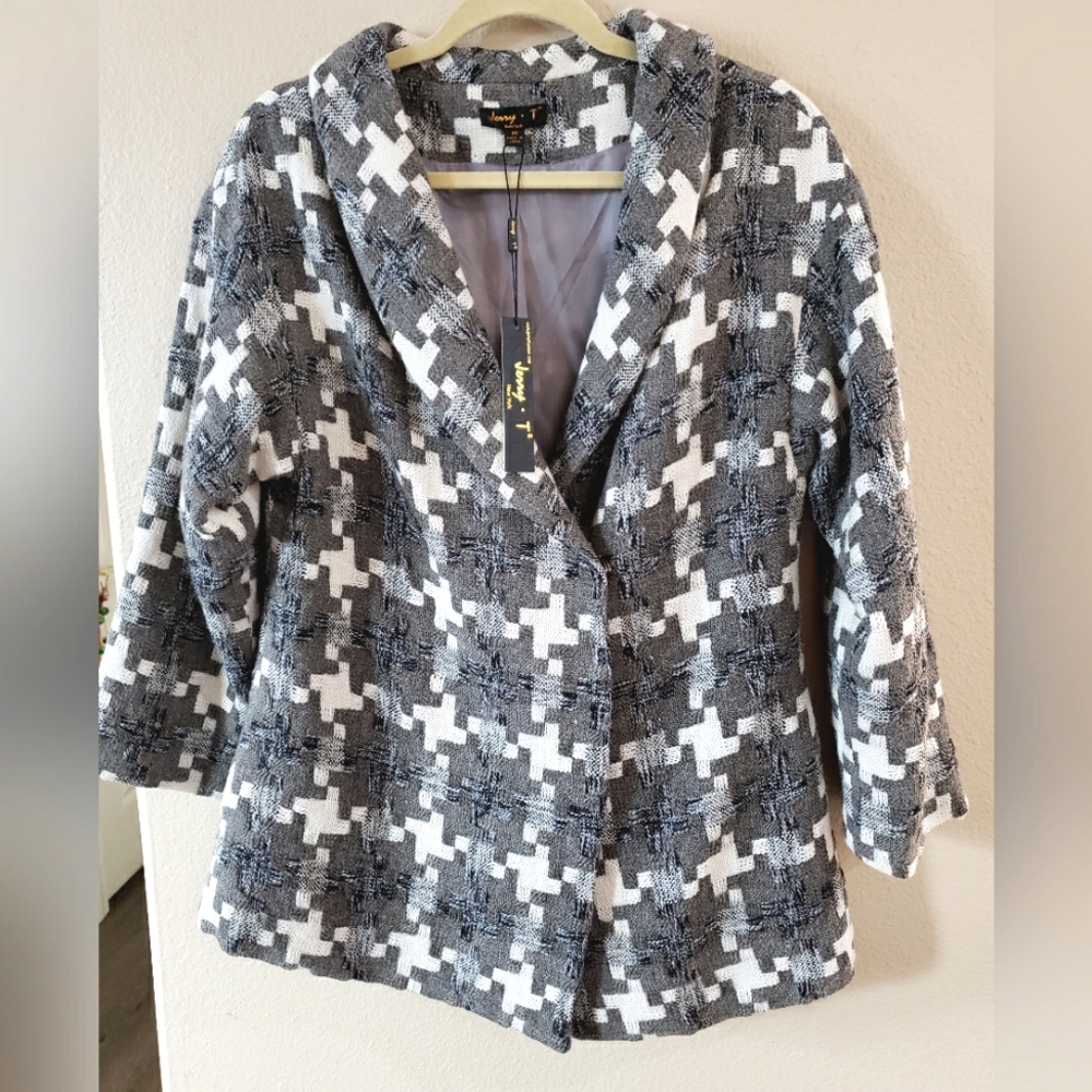 JERRY T Womens Jacket Blazer,  Silver, Grey, Black, and Off-White Size Medium
